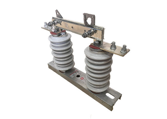 1000A 12kV-36kV আউটডোর বৈদ্যুতিক হুকস্টিক ডিসকানেক্টর সুইচ সহজ ইনস্টলেশন ওভারহেড লাইন ডিসকানেক্ট সুইচ
