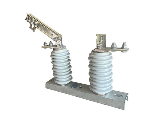 12kV 630A উচ্চ ভোল্টেজ GW9-10 সংযোগ বিচ্ছিন্ন সুইচ সর্বোচ্চ 36kV সহজ অপারেশন সঙ্গে বহিরঙ্গন বিতরণ সিস্টেমের জন্য